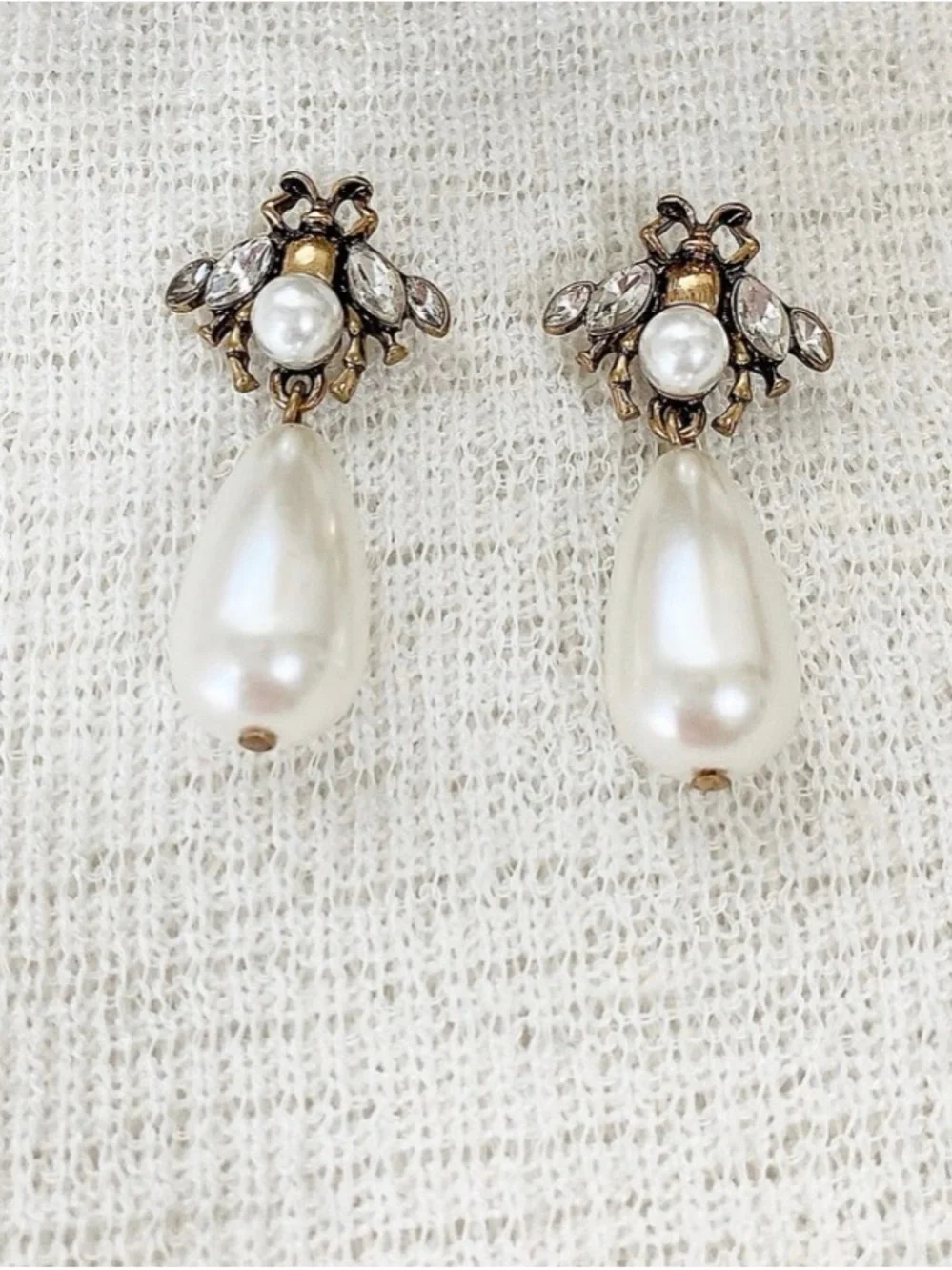 None elegant white